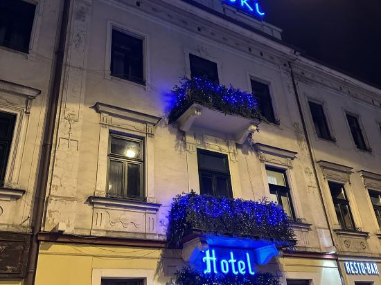 歐羅普斯基酒店優惠