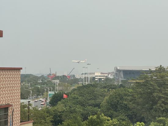 尚品假日飯店（廣州新白雲國際機場店）優惠