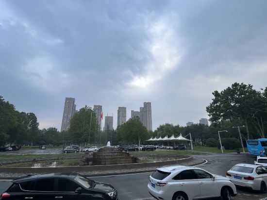 柏蔓藝術花園飯店（濟南西站會展中心店）優惠