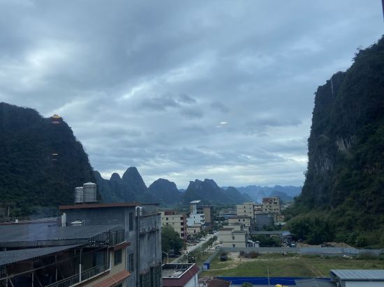 英德芸居度假酒店優惠