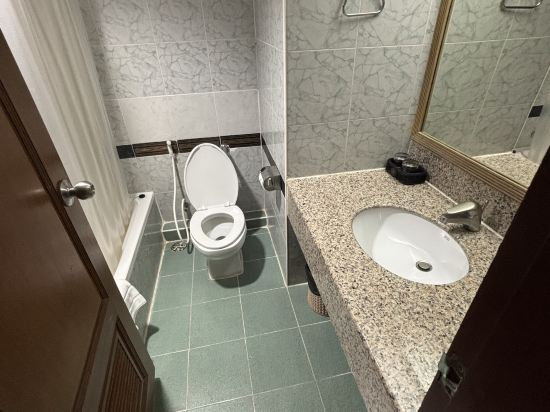 鐵塔豪華羅摩六世飯店優惠