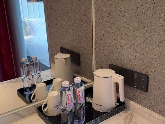 Aspera高空花園全景飯店（解放碑洪崖洞店）優惠