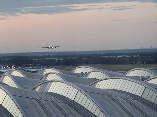 倫敦希思羅機場 2 號和 3 號航廈希爾頓花園酒店優惠