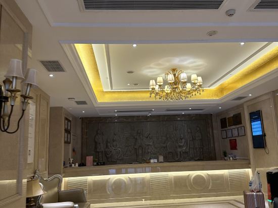 維也納酒店（雅江店）優惠