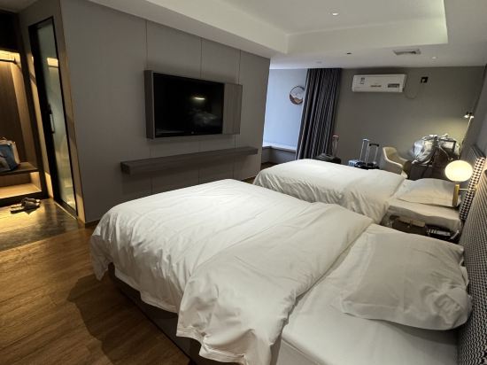 尚品假日飯店（廣州新白雲國際機場店）優惠