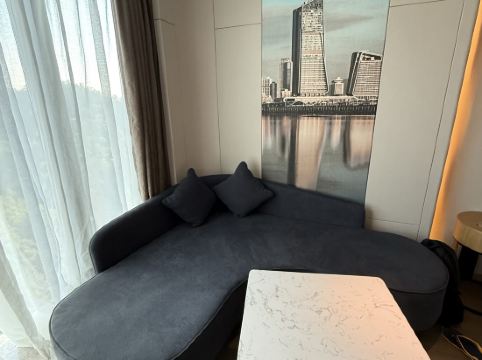 珠海拱北口岸情侶路亞朵S網易嚴選酒店優惠