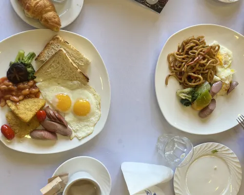 Bayangol Hotel Dining Photos