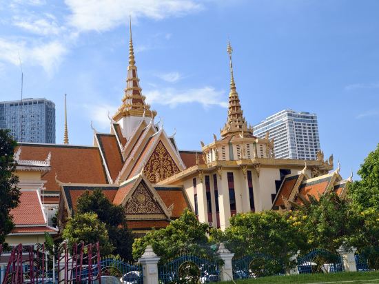 金邊娛樂綜合大樓酒店優惠