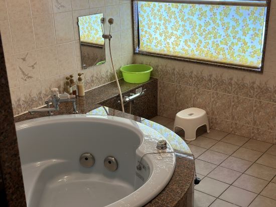 波の上クリスタルホテル クーポン