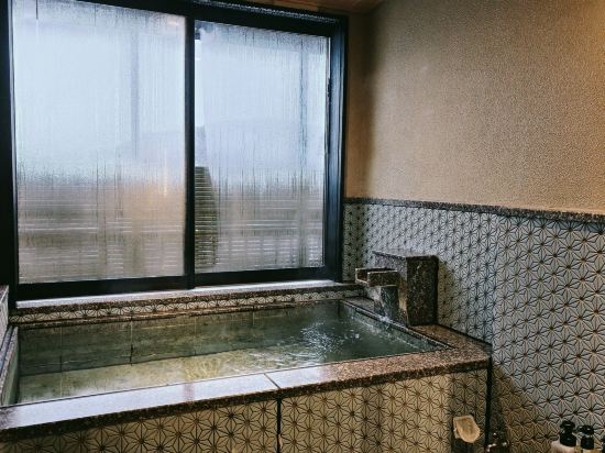 金沢湯涌温泉　百楽荘　贅と美と２つの館を愉しむ宿 クーポン