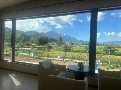 山眷雲·日照金山·田也咖啡·雪山全幅畫景飯店 公共區域 Photos