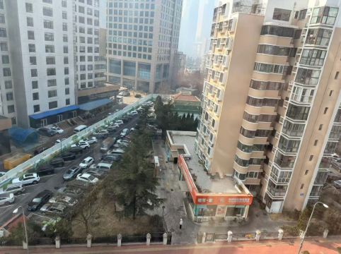 青島中心假日酒店優惠