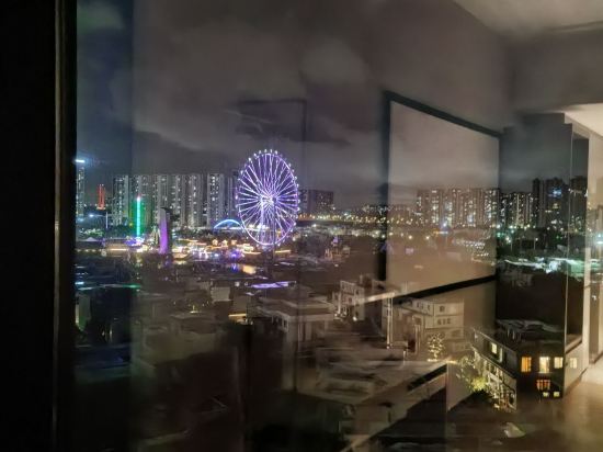 摩天輪全景民宿（華僑城歡樂海岸店）優惠