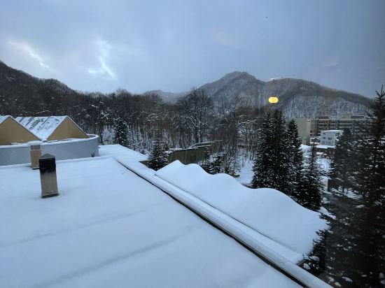 定山渓 鶴雅リゾートスパ 森の謌 クーポン