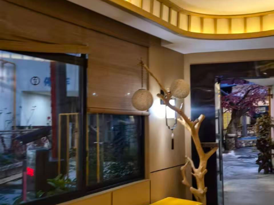 品美居溫泉影院飯店（都江堰景區南橋店）優惠