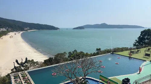 Popeye Holiday Inn Photos