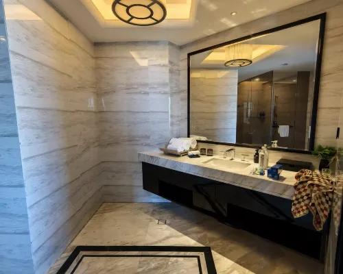 Wellton International Hotel Rooms Photos