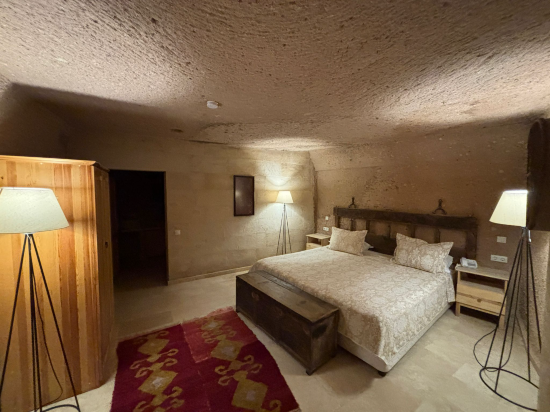 基斯塔洞穴酒店優惠