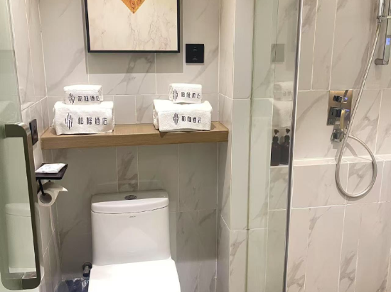 柏槿酒店（深圳羅湖口岸向西地鐵站店）優惠