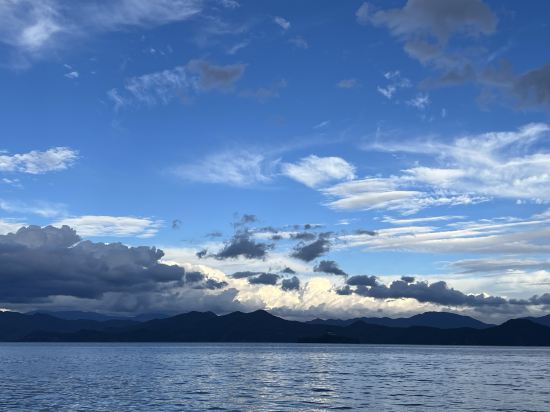 瀘沽湖墨梵精品度假酒店優惠