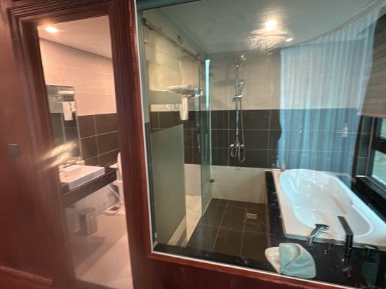 Monalisa Luxury Hotel優惠