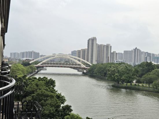 中山江畔商務酒店優惠