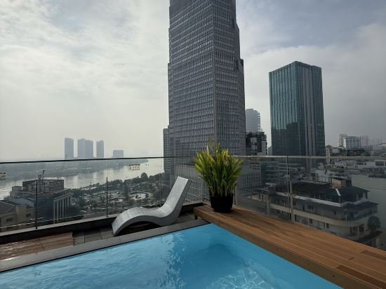 天空寶石中央飯店優惠