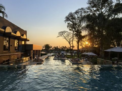 瓜魯由斯機場希爾頓歡朋酒店優惠