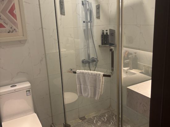 柏曼飯店（廣州東站梅花園地鐵站店）優惠