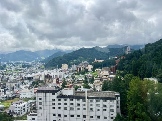 越後湯沢温泉　露天大岩風呂の宿　湯沢東映ホテル クーポン