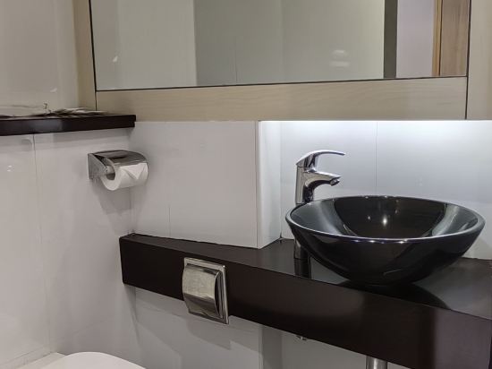 羅伯遜碼頭酒店 （Staycation Approved）優惠