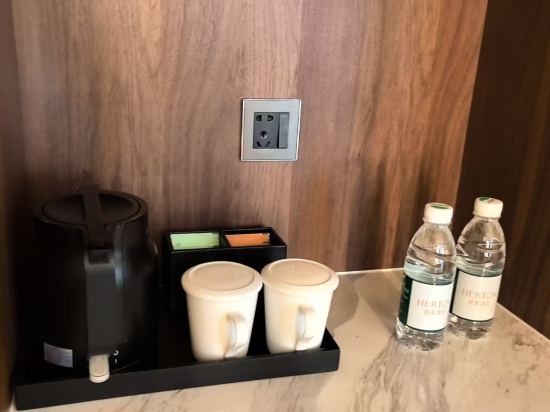 荷泰酒店（海口紅城湖店）優惠