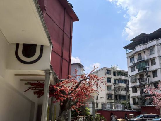 品美居溫泉影院飯店（都江堰景區南橋店）優惠