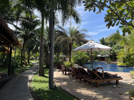 麗貝島日出海灘馬裏度假村優惠