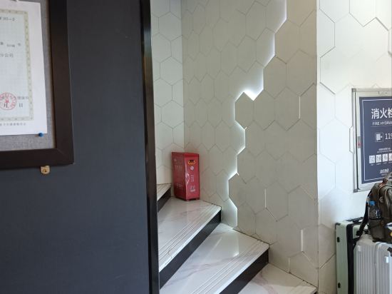 易佰飯店（福州火車站店）優惠