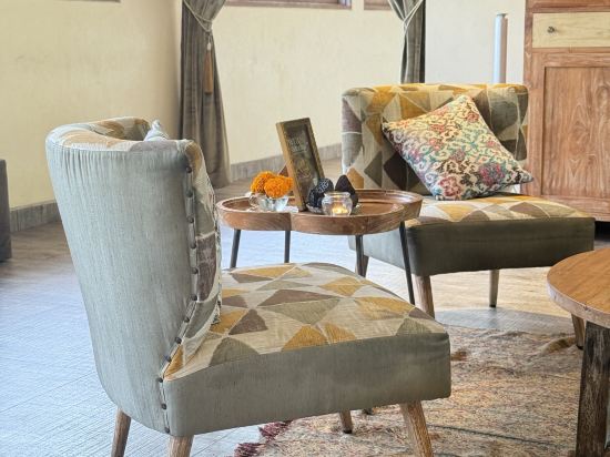 庫塔阿姆納雅酒店優惠