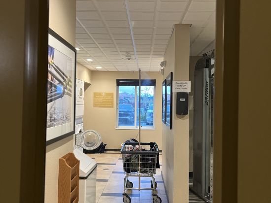 費爾班克斯燭木套房酒店優惠