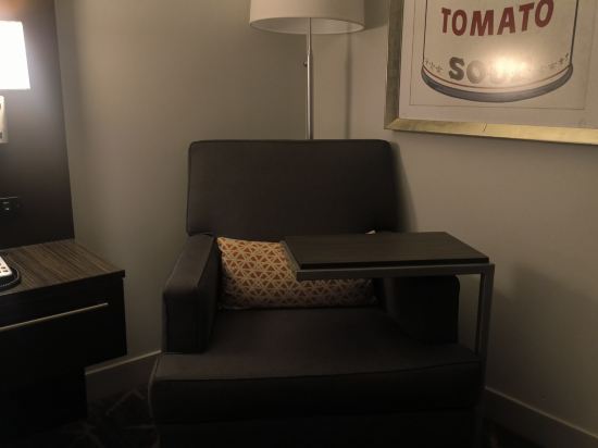 新奧爾良市區超圓屋頂體育場假日酒店優惠