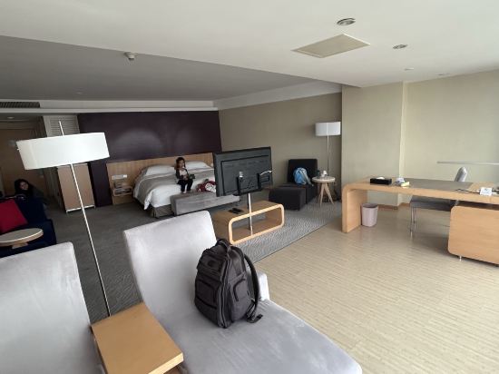 珠海粵財皇冠假日飯店優惠