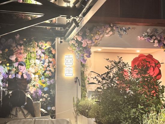 昆明喜舍隱市空中花園設計師飯店（南屏街金鷹廣場店）優惠