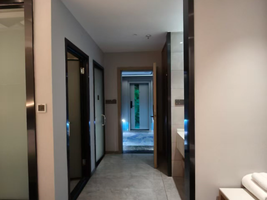 貴陽斯邁卡爾頓飯店（觀山湖區貴陽北站店）優惠