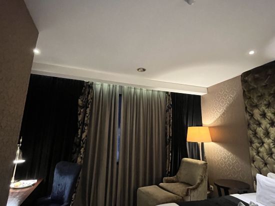 阿媽羅薩豪華酒店優惠