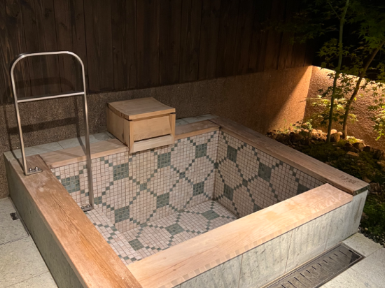 Nazuna 京都 椿通 クーポン