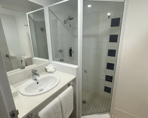 Ibis Styles Sydney Central Rooms Photos