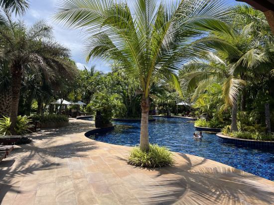 麗貝島日出海灘馬裏度假村優惠