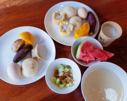 Zhuyinxing · Muyun Valley Stream Swing Boutique Inn تناول الطعام Photos