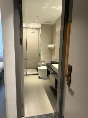 Home Inn Business Hotel (Xizhaosi Street Branch, Guangqumen Inner Subway Station, Beijing) Номера Photos