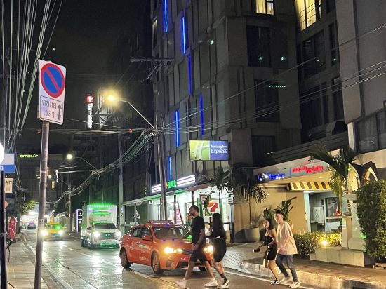 曼谷梵尼克斯素坤逸11酒店優惠