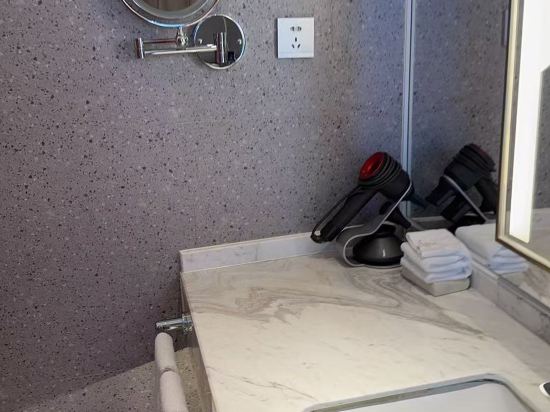 Aspera高空花園全景飯店（解放碑洪崖洞店）優惠