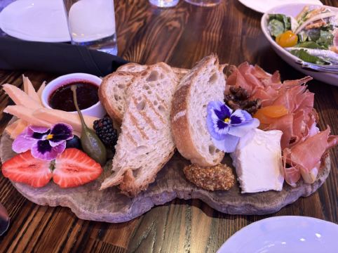 Conrad Las Vegas at Resorts World優惠